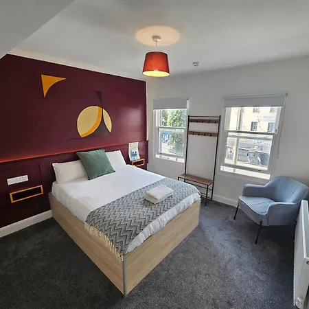 Mary Mullen'S Rooms Eyre Square.-3